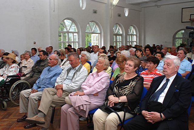 Erkel Ferenc születésének 200. évfordulója alkalmából rendezett Centenáriumi Emlékkiállítás megnyitója 2010. július 25-én