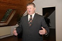Bajor Tibor dr. Ph.d főiskolai tanár előadása Ábrahámhegy 2014. április 26-án