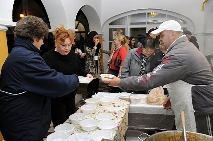 Ábrahámhegy - Forralt bor főző és pogácsa sütő verseny 2015. december 12.