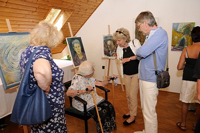 Bernáth Aurél és tanítványai Szilárd Klára  és Kubinyi Anna kiállítás megnyitó Ábrahámhegyen 2016. június 26-án